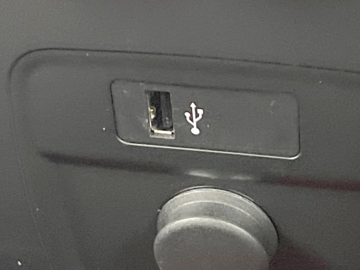 2020 Rover Mini 3LA-YU15T (UW-6a2e1c3e23026)[20]