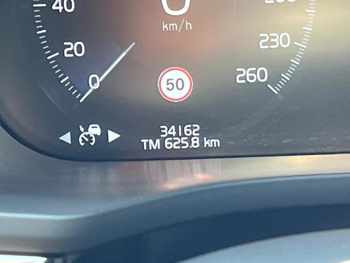 2020 Volvo XC60 LDA-UD4204TXC (UW-6a2e1c42f085a)[2]