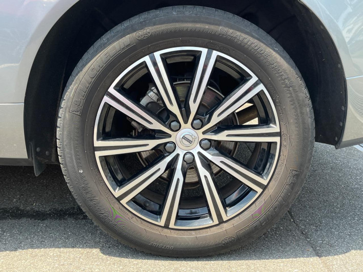 2020 Volvo XC60 LDA-UD4204TXC (UW-6a2e1c42f085a)[18]
