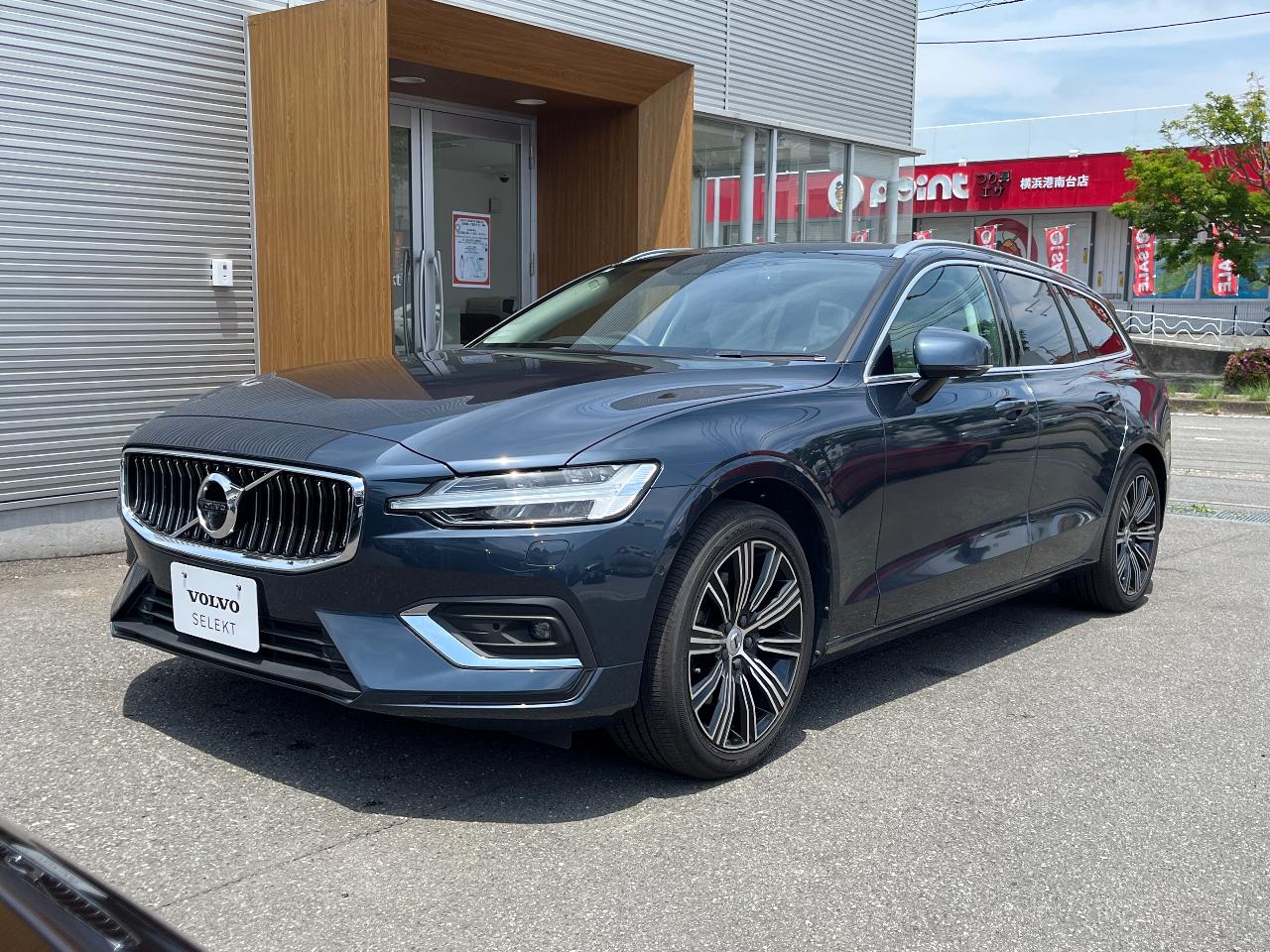 2019 Volvo V60 DBA-ZB420
