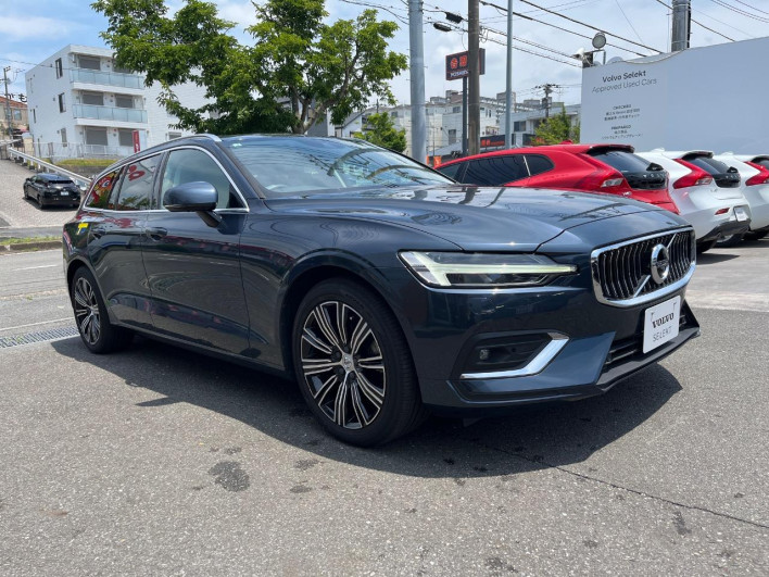 2019 Volvo V60 DBA-ZB420 (UW-6a2e1c44332cc)[4]