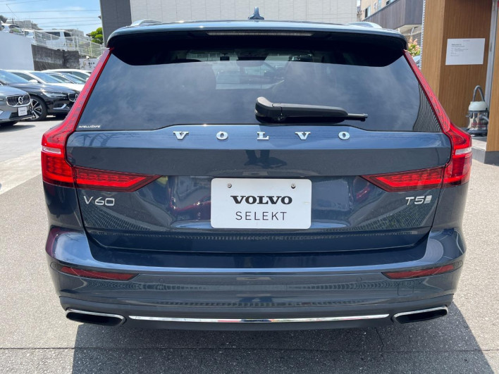 2019 Volvo V60 DBA-ZB420 (UW-6a2e1c44332cc)[7]