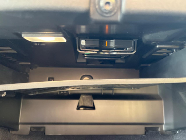 2021 Volvo V60 5AA-ZB420TM (UW-6a2e1c4564a5d)[7]