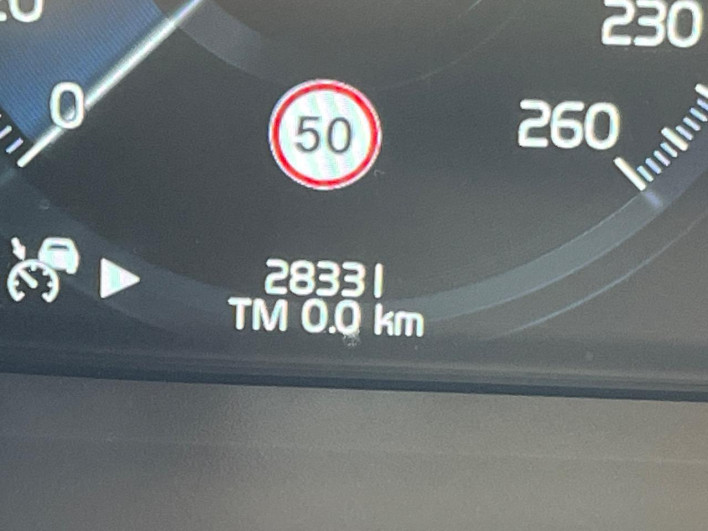 2021 Volvo V60 5AA-ZB420TM (UW-6a2e1c4564a5d)[2]