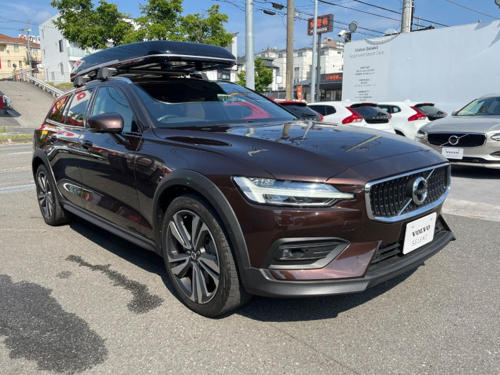 2021 Volvo V60 5AA-ZB420TM (UW-6a2e1c4564a5d)[6]