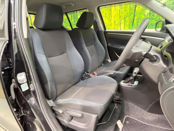 2014 Suzuki Swift DBA-ZC72S (UW-6a2e1c47a368b)[25]