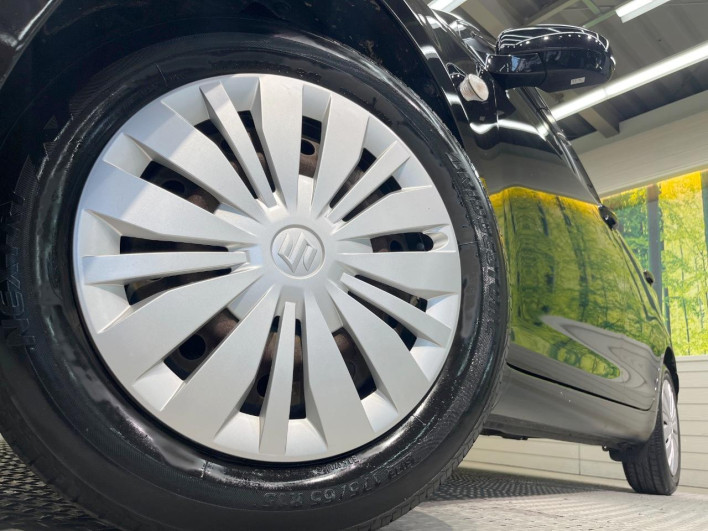 2014 Suzuki Swift DBA-ZC72S (UW-6a2e1c47a368b)[6]