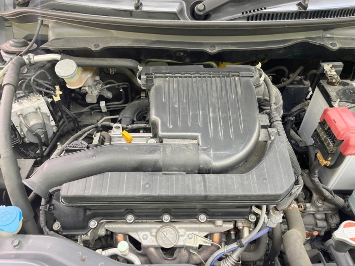 2014 Suzuki Swift DBA-ZC72S (UW-6a2e1c47a368b)[4]