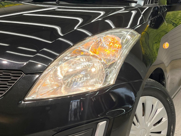 2014 Suzuki Swift DBA-ZC72S (UW-6a2e1c47a368b)[5]