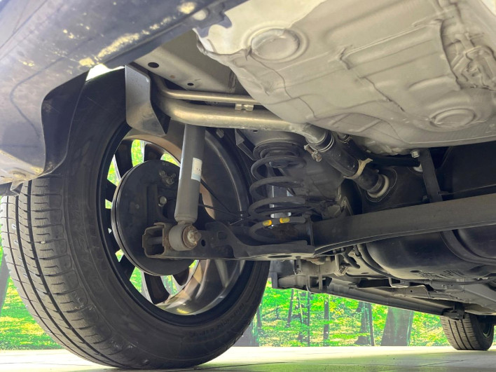 2015 Suzuki Swift DBA-ZC72S (UW-6a2e1c47c8e22)[16]