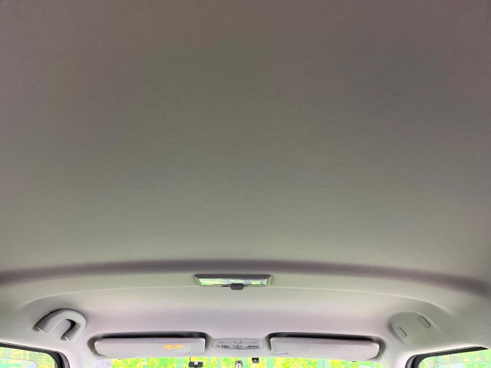 2015 Suzuki Swift DBA-ZC72S (UW-6a2e1c47c8e22)[13]
