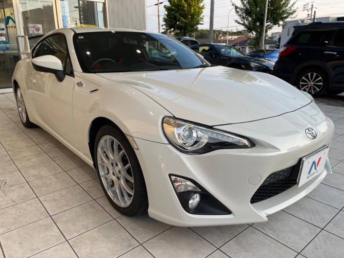 2014 Toyota 86 DBA-ZN6 (UW-6a2e1c4a42b13)[28]