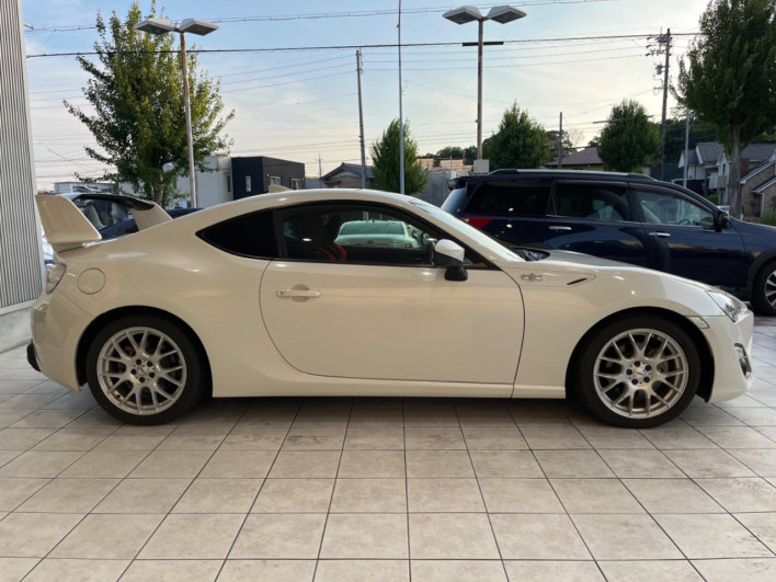 2014 Toyota 86 DBA-ZN6 (UW-6a2e1c4a42b13)[22]