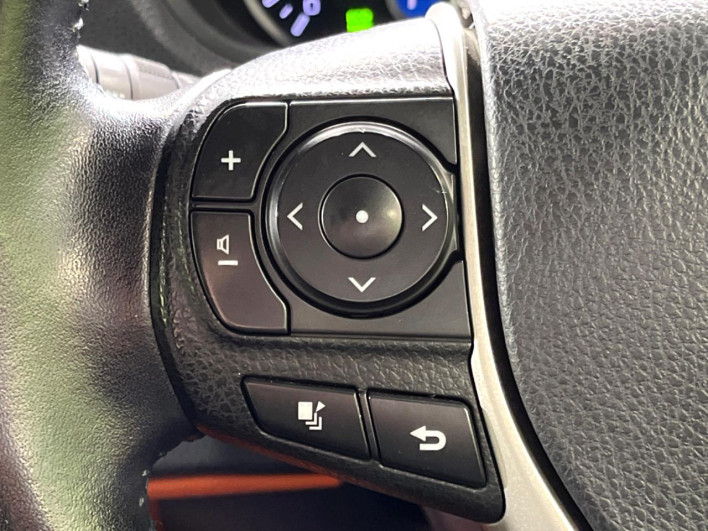 2014 Toyota Voxy DBA-ZRR85W (UW-6a2e1c5531441)[24]