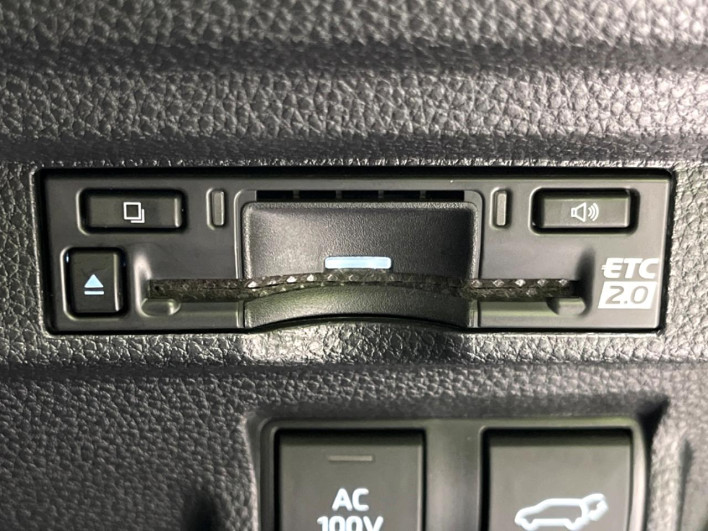 2025 Toyota Corolla Cross 6AA-ZVG16 (UW-6a2e1c5f1fc86)[29]