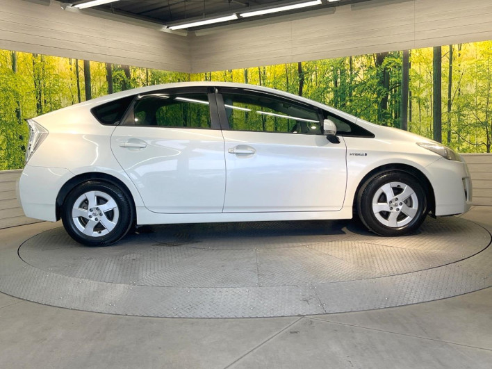 2011 Toyota Prius DAA-ZVW30 (UW-6a2e1c610f4ed)[6]