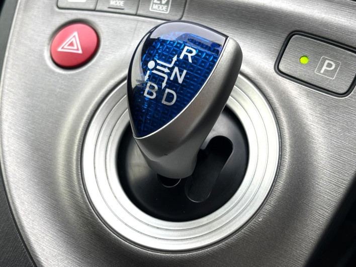 2012 Toyota Prius DAA-ZVW30 (UW-6a2e1c613a0e7)[9]