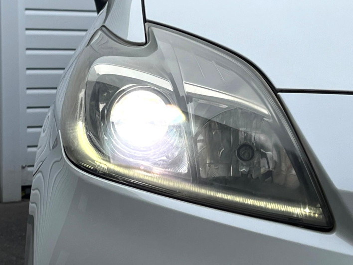 2012 Toyota Prius DAA-ZVW30 (UW-6a2e1c613a0e7)[25]