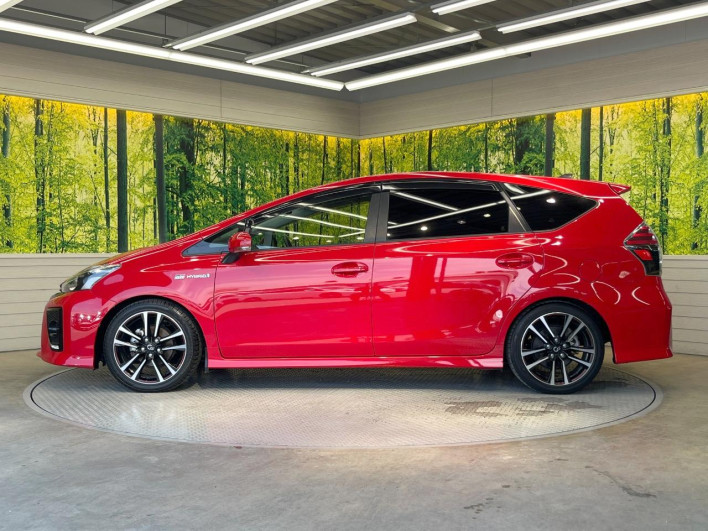 2015 Toyota Prius α DAA-ZVW41W (UW-6a2e1c62bba15)[25]