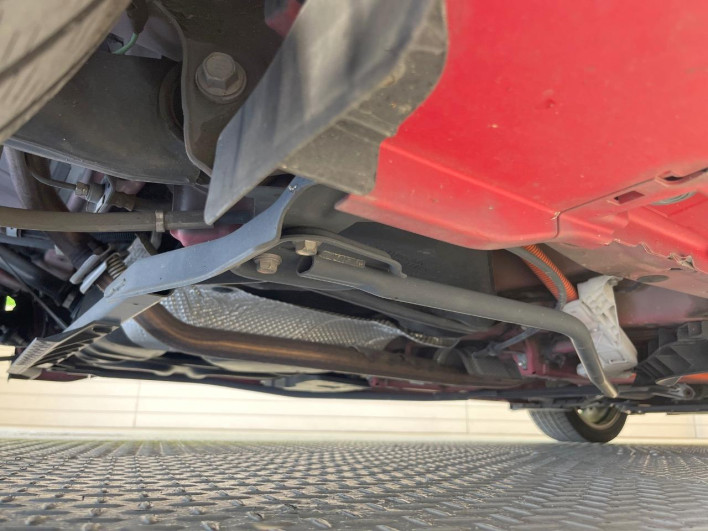 2015 Toyota Prius α DAA-ZVW41W (UW-6a2e1c62bba15)[14]