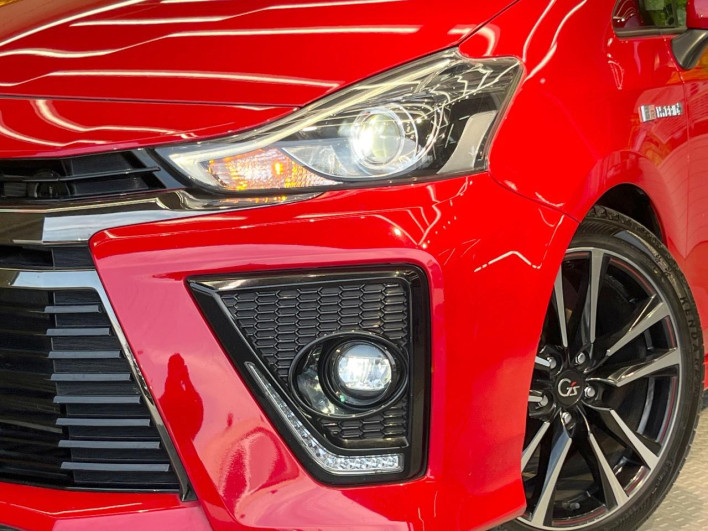 2015 Toyota Prius α DAA-ZVW41W (UW-6a2e1c62bba15)[6]