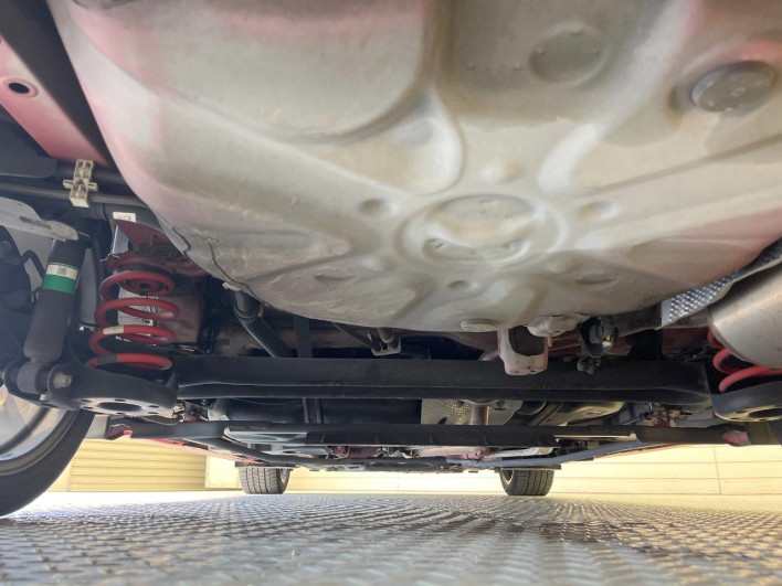 2015 Toyota Prius α DAA-ZVW41W (UW-6a2e1c62bba15)[16]