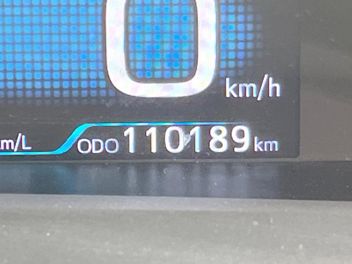 2017 Toyota Prius DAA-ZVW51 (UW-6a2e1c657309f)[2]