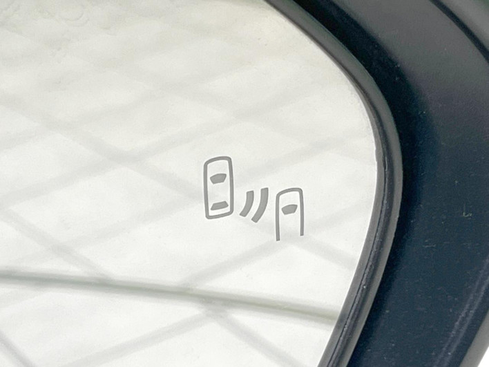 2017 Toyota Prius DAA-ZVW51 (UW-6a2e1c657309f)[13]