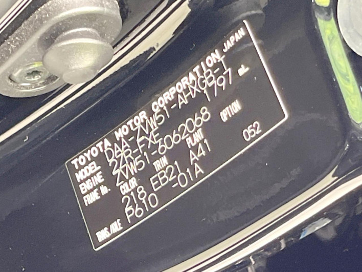 2017 Toyota Prius DAA-ZVW51 (UW-6a2e1c657309f)[1]