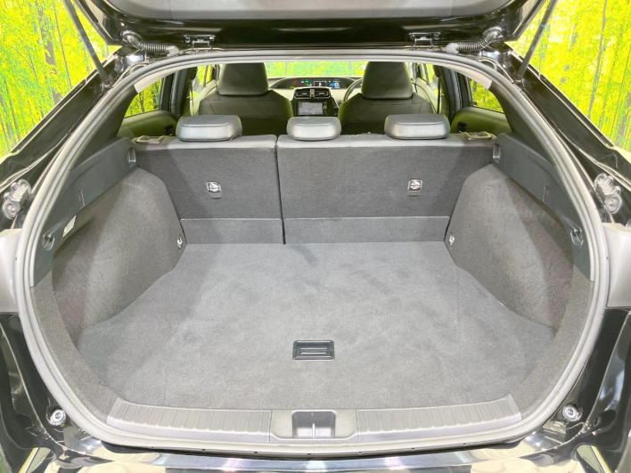 2017 Toyota Prius DAA-ZVW51 (UW-6a2e1c657309f)[26]