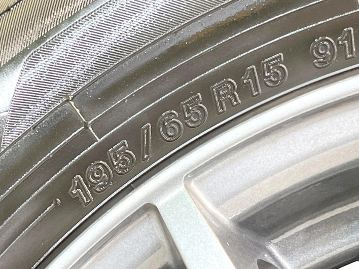 2017 Toyota Prius DAA-ZVW51 (UW-6a2e1c657309f)[19]