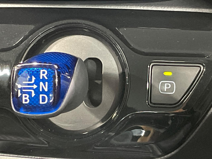 2022 Toyota Prius 6AA-ZVW51 (UW-6a2e1c6762679)[19]