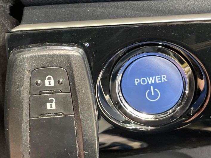 2022 Toyota Prius 6AA-ZVW51 (UW-6a2e1c6762679)[13]