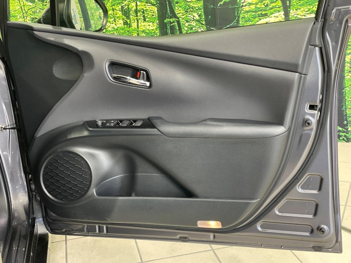 2022 Toyota Prius 6AA-ZVW51 (UW-6a2e1c6762679)[5]