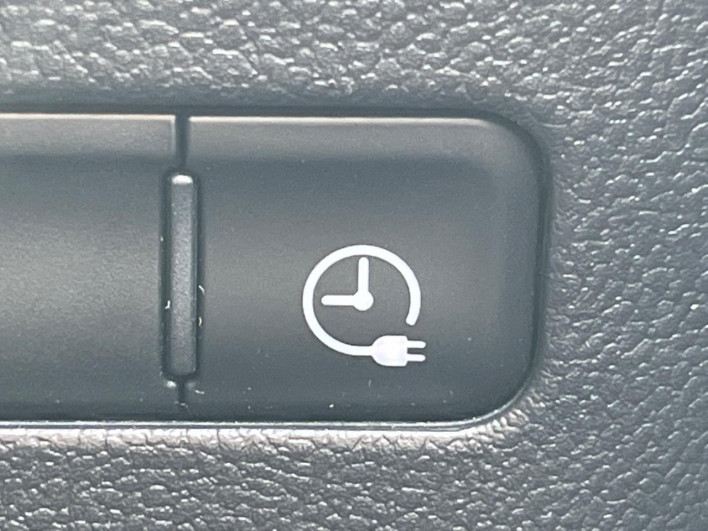 2019 Toyota Prius PHV DLA-ZVW52 (UW-6a2e1c688888b)[27]