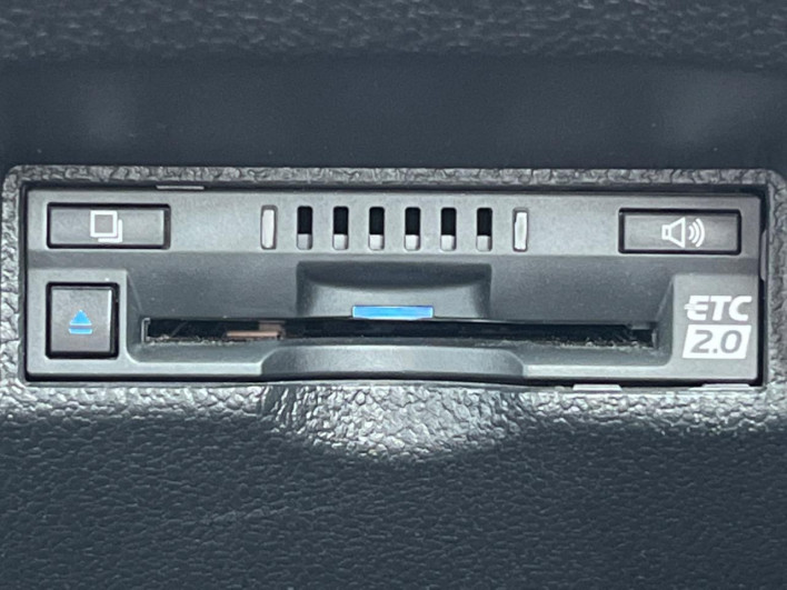 2019 Toyota Prius PHV DLA-ZVW52 (UW-6a2e1c688888b)[28]