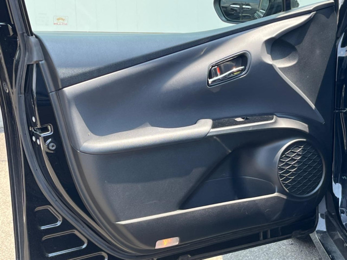 2019 Toyota Prius PHV DLA-ZVW52 (UW-6a2e1c688888b)[23]