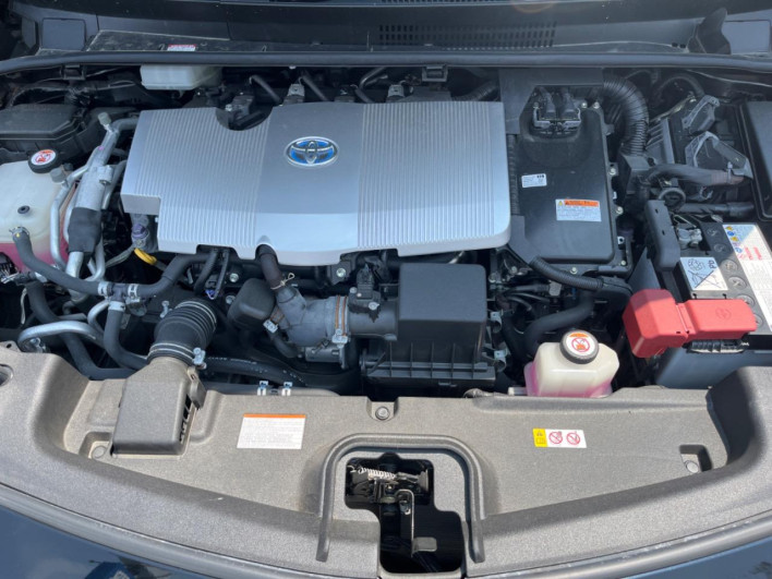 2019 Toyota Prius PHV DLA-ZVW52 (UW-6a2e1c688888b)[4]
