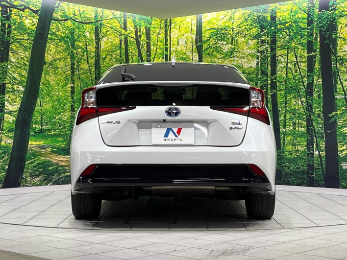 2020 Toyota Prius 6AA-ZVW55 (UW-6a2e1c68bc5a3)[23]