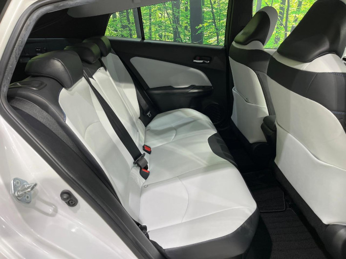2020 Toyota Prius 6AA-ZVW55 (UW-6a2e1c68bc5a3)[29]