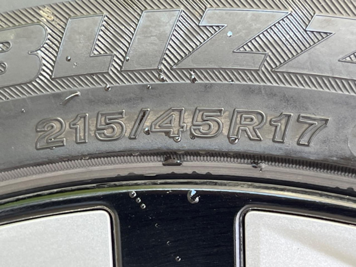 2016 Toyota Prius DAA-ZVW55 (UW-6a2e1c69247b0)[23]