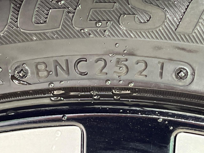 2016 Toyota Prius DAA-ZVW55 (UW-6a2e1c69247b0)[9]