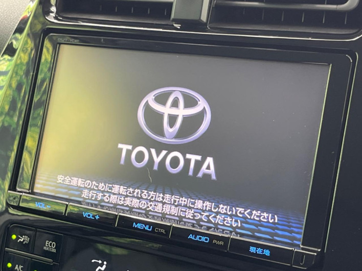 2016 Toyota Prius DAA-ZVW55 (UW-6a2e1c69247b0)[4]