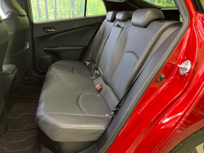 2016 Toyota Prius DAA-ZVW55 (UW-6a2e1c69247b0)[13]