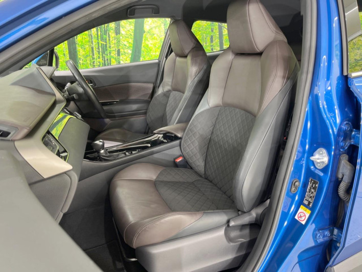 2017 Toyota C-HR DAA-ZYX10 (UW-6a2e1c7e5d14a)[22]