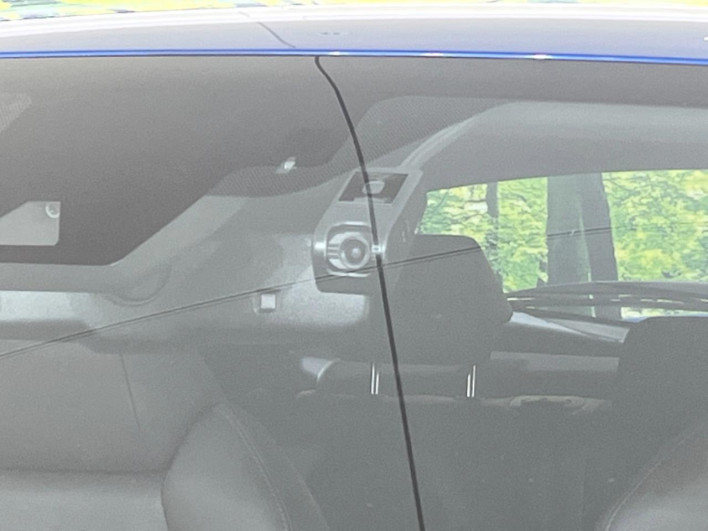 2017 Toyota C-HR DAA-ZYX10 (UW-6a2e1c7e5d14a)[11]