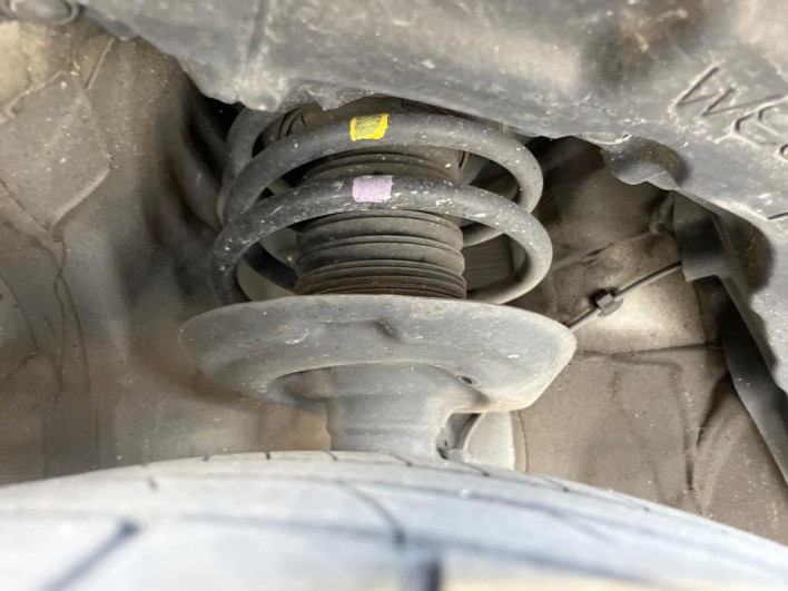 2017 Toyota C-HR DAA-ZYX10 (UW-6a2e1c7f08135)[16]