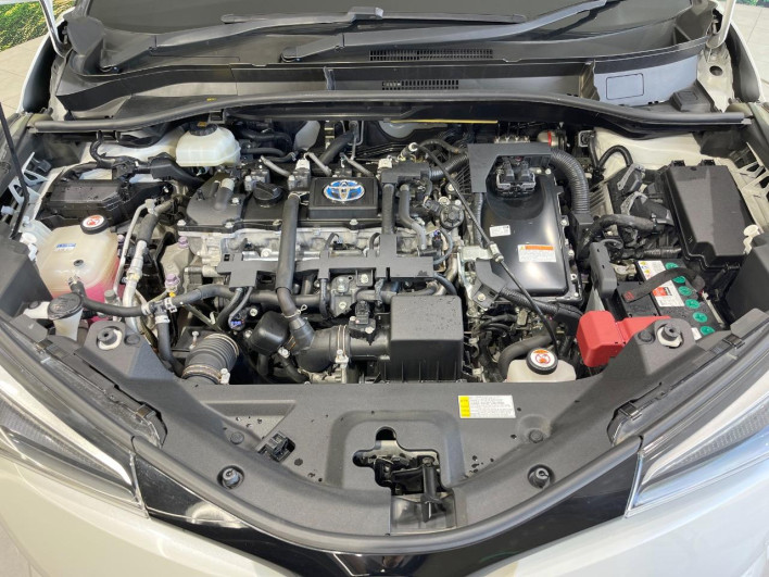 2017 Toyota C-HR DAA-ZYX10 (UW-6a2e1c7f08135)[4]