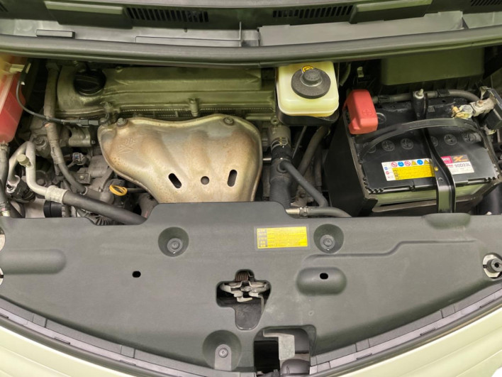 2010 Toyota Estima DBA-ACR50W (UW-6a2f6bae39258)[5]