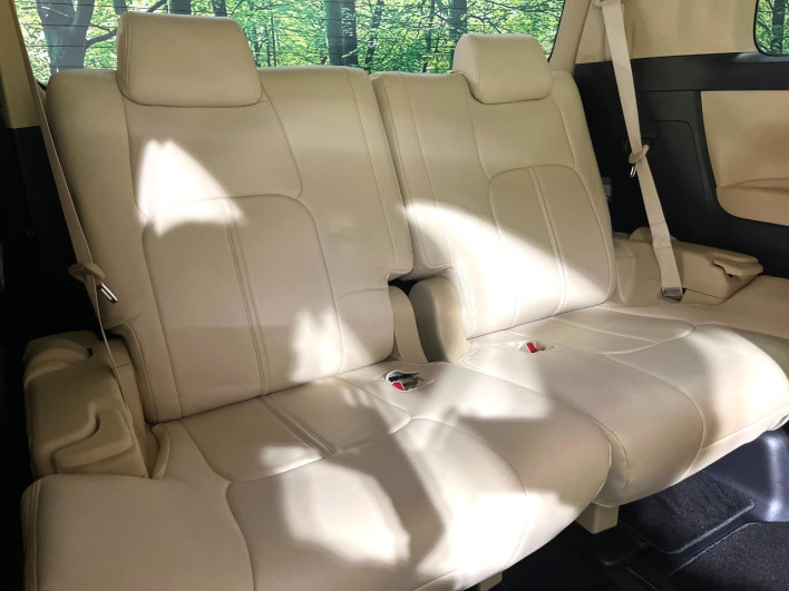 2018 Toyota Alphard DBA-AGH30W (UW-6a2f6bb06ecb7)[27]